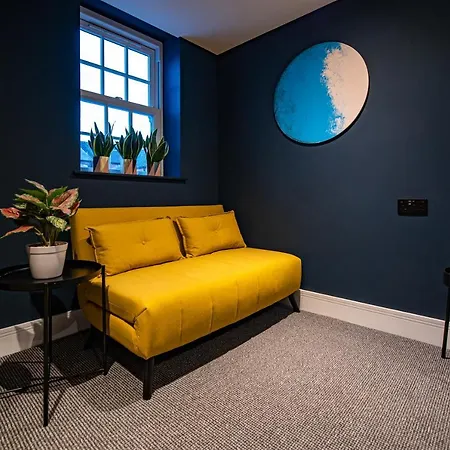 The Nest - Luxury 16 Person Apt W Jacuzzi & Parking Blackpool Exterior photo